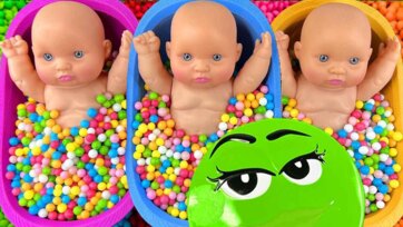 Learn Colors with Cute Baby Dolls - Fun Color Balls for Toddlers and Kids