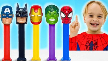 Colorful Superhero Candy Toys with Spider-Man, Hulk, Batman and Friends